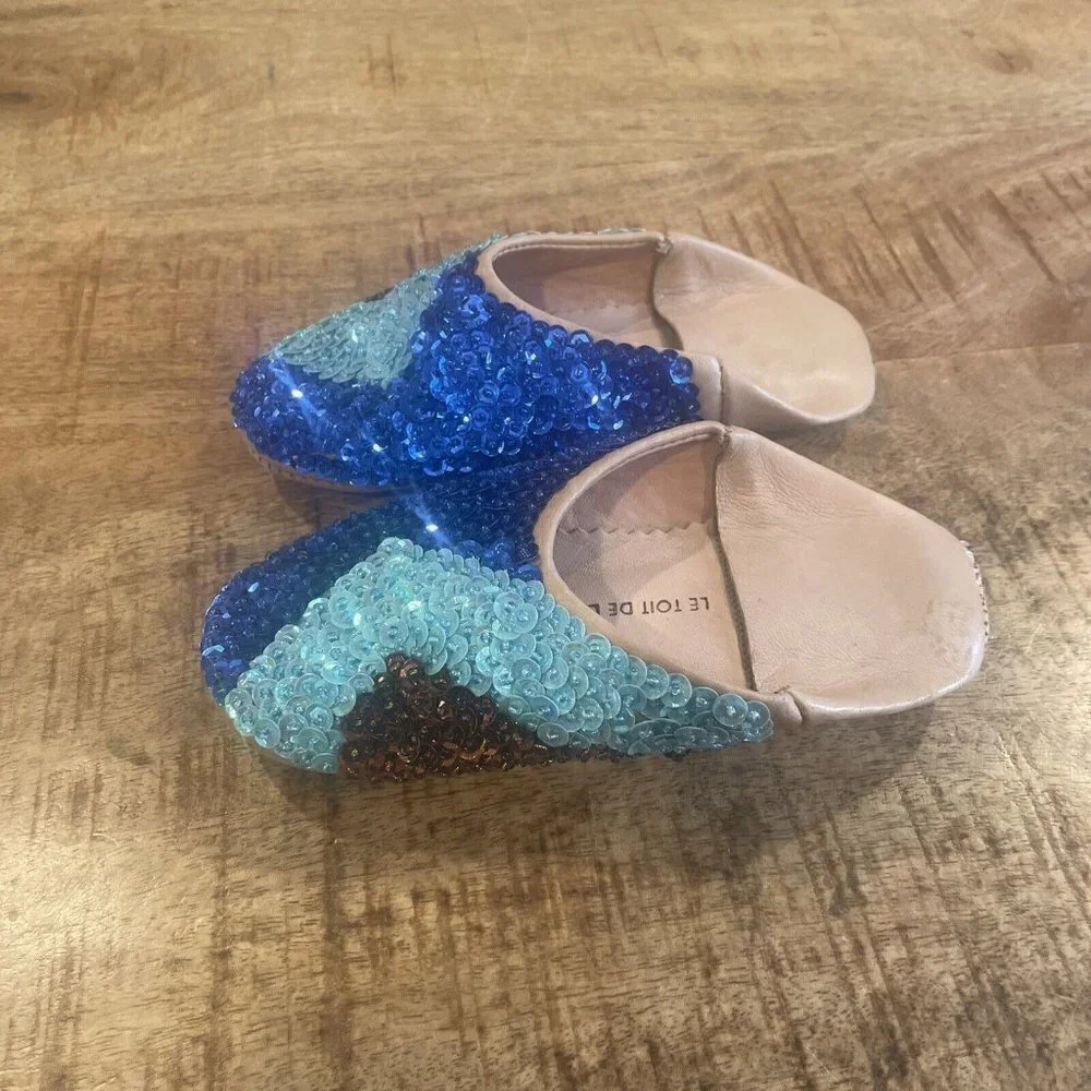Le Toit de La Lune Handmade Leather Slippers Girls Size 8 Sequins Blue